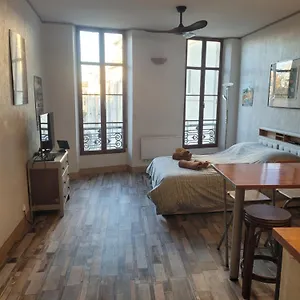  Appartamento Agreable Au Coeur Du Quartier Historique